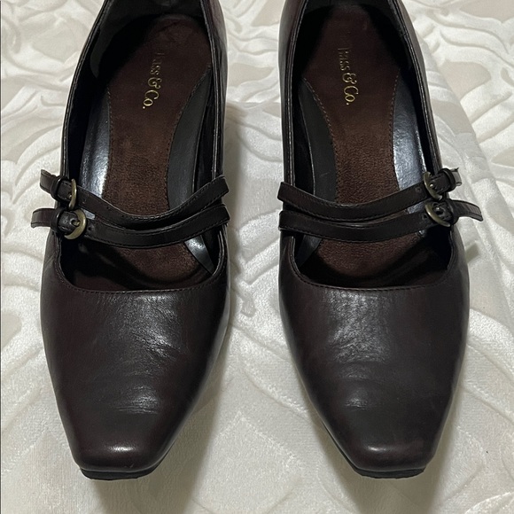 Chocolate Brown Leather Kitten Heels - Picture 5 of 11